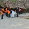 Akhir Pekan, BPBD Gelar Aksi Bersih di Pantai Tanjung Bira