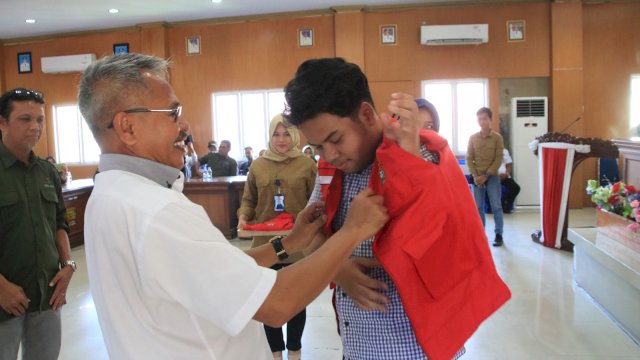 Sekretaris Daerah (Sekda) Kabupaten Bulukumba, Muhammad Ali Saleng, menerima sebanyak 338 mahasiswa Universitas Hasanuddin (Unhas) Makassar, yang akan melakukan pelaksanaan Kuliah Kerja Nyata (KKN) di Kabupaten Bulukumba.