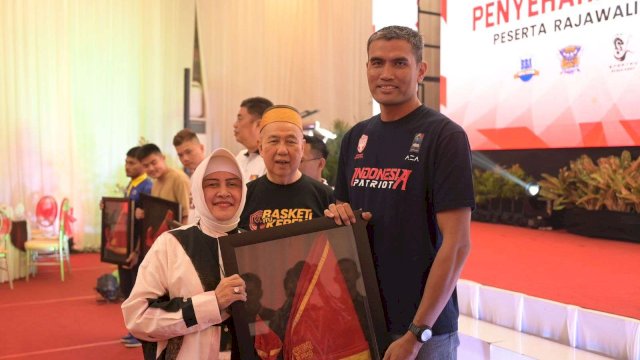 Ketua Perbasi Makassar Jamu Kontingen RBC