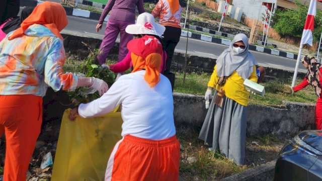 TP-PKK Bulukumba Galang Kerjasama Bantu Bersihkan Kawasan Tanjung Bira