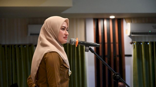 Bupati Lutra Serahkan SK Guru PPPK