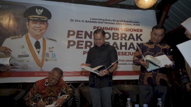 Bupati Luwu Launching Buku Biografi “Pemimpin Visioner Pendobrak Perubahan Pembawa Kesejukan”