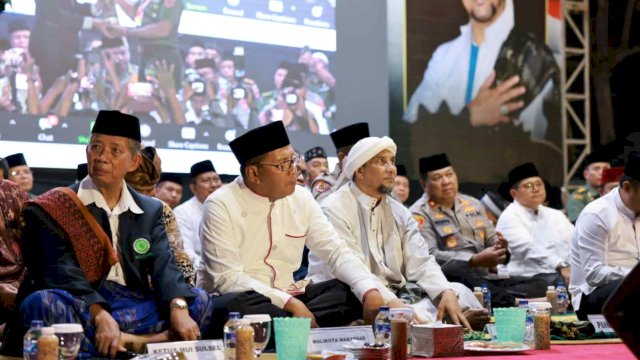 Walikota Makassar Uadiri Zikir Akbar Bersama Pangdam Hasanuddin