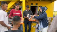 Meriahkan HUT Proklamasi, DevyAnggriany Bagi Sembako Ke Warga Labakkang