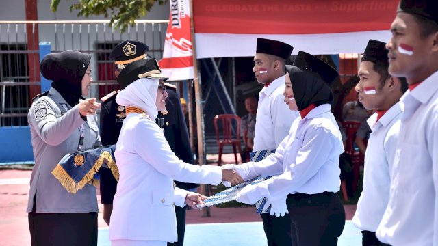Bupati Lutra Serahkan Remisi Ke 234 Napi