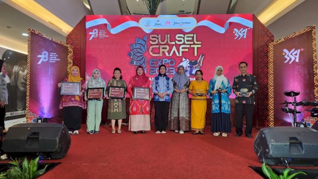 Dekranasda Bulukumba Borong Prestasi di Sulsel Craft Samarinda