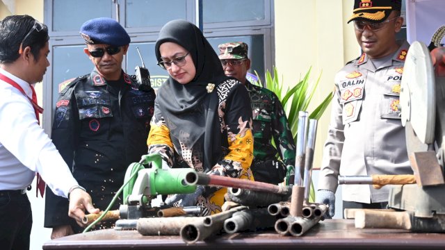 Bupati Luwu Utara Hadiri Pemusnahan Senpi Ilegal