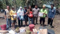 BPBD Sulsel Serahkan Bantuan Gubernur ke Korban Kebakaran di Bantaeng
