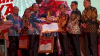 Luwu Utara Raih Penghargaan Percepatan Pembangunan Infrastruktur Daerah Zona 5
