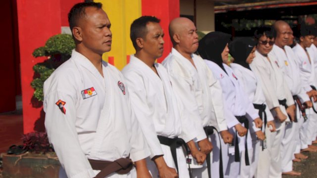 Batalyon C Pelopor Satbrimob Polda Sulsel berkomitmen untuk memberikan dukungan terhadap dunia olahraga khusus nya cabang olah raga karate, sekaligus melahirkan atlet yang berprestasi.