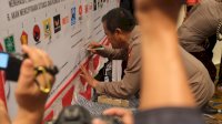 Kapolda Sulsel Hadiri Deklarasi Pemilu Damai 2024 di Kota Makassar
