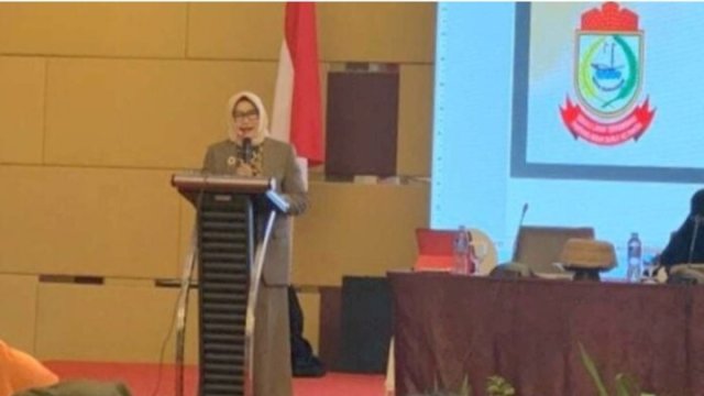 Apiaty: Semua Anak Wajib Duduk di Bangku Sekolah
