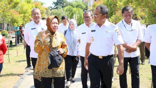 Walikota Makassar Dampingi Mensos Tinjau Sentra Wirajaya