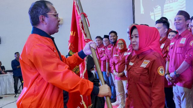 Danny Pomanto Lantik Misbawati Wawo Bersama 300 Lebih Pengurus IKA Unhas Bulukumba