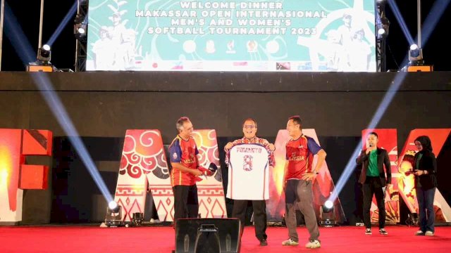 Pemkot Makassar terus memberikan kenyamanan kepada peserta Makassar Open 2023 International Men and Women Softball Turnament.