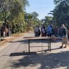 Emak-Emak Di Gowa Blokir Jalan
