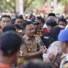 Diantar Ribuan Warga Bantaeng di Akhir Masa Jabatan, Ilham Azikin Titip Jaga Kebersamaan