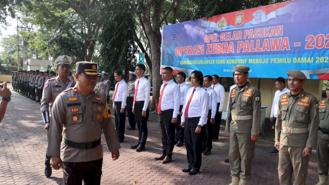 Kepolisian Resort Luwu laksanakan Apel Gelar Pasukan dalam rangka Operasi Zebra Pallawa tahun 2023 dengan mengangkat tema "Kamseltibcarlantas yang Kondusif Menuju Pemilu Damai 2024".