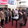 Serahkan NPHD Ke KPU dan Bawaslu, PJ Gubernur: Sulsel Provinsi Ketiga&nbsp;