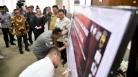 Disaksikan PJ Gubernur, Pemda Maros dan KPU Tandatangani NPHD Pilkada Serentak Tahun 2024