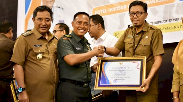 Pj Gubernur Sulsel Buka Workshop Operator Aplikasi Inzting Sulsel
