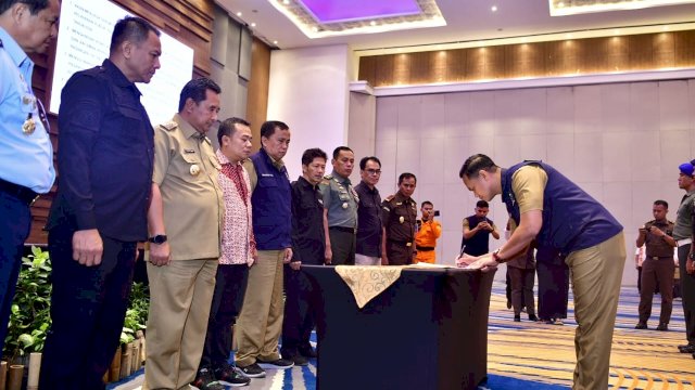 Pj Gubernur Sulsel Pimpin Deklarasi ASN Netral di Pemilu dan Pilkada
