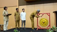 Pj Sekprov Buka Kick Off Meeting Pengembangan Sistem Komunitas Cerdas Iklim DAS Saddang