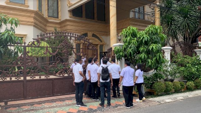 Polisi Geledah Rumah Firli di Kartanegara dan Bekasi, Akankah Jadi Tersangka?