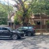 Usai di Tetapkan Tersangka Oleh KPK, SYL Tinggalkan Kediaman Orang Tuanya