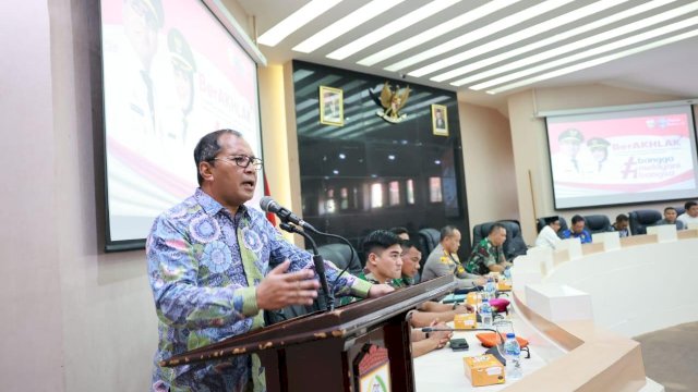 Walikota Makassar Tandatangani Dana Hibah Untuk Pilkada Makassar