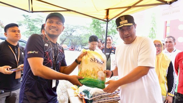 Olahraga Pagi di Stadion La Patau Bone, Pj Gubernur Apresiasi Program Korsa