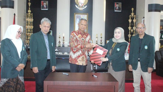 Pemkab Luwu Jalin Kerjasama Dengan Universitas Megarezky Bidang Pendidikan