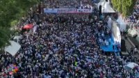 Jutaan Warga Sulsel Hadiri Jalan Santai Satu Putaran Bersama Gibran