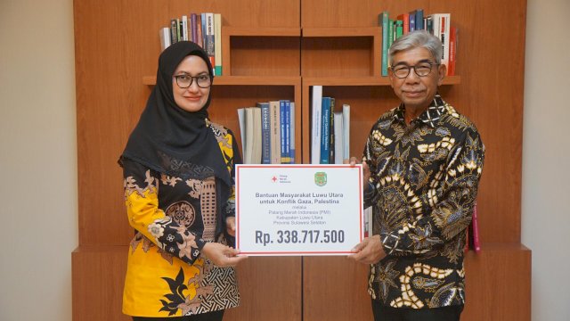 Diserahkan Indah ke PMI Pusat, Masyarakat Luwu Utara Kirim Donasi untuk Palestina