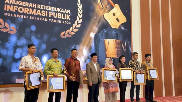 Juara 1 Desa Informatif Se Sulsel, Kades Langkidi : Kado Buat Bupati Luwu