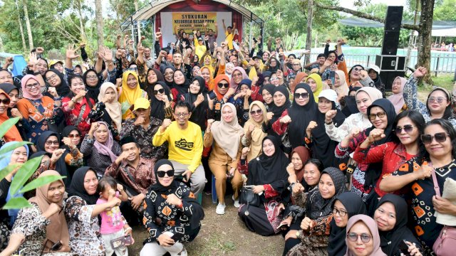 Lulus Setelah Puluhan Tahun Mengabdi, Guru PPPK: Terima Kasih Ibu Bupati