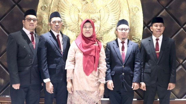 Resmi Dilantik, Hambalile Ditunjuk Jadi Ketua KPU Makassar