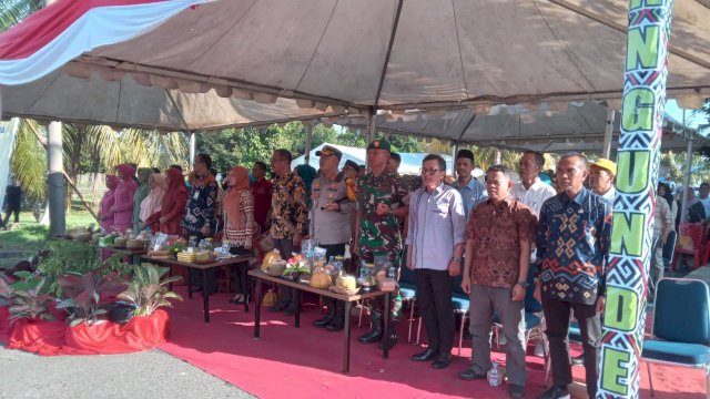 Sebanyak 60 Kampung Keluarga Berencana (KB) di Kabupaten Luwu Utara di-launching alias dicanangkan oleh Bupati Luwu Utara, Indah Putri Indriani, Jumat (1/12/2023), di Desa Bungapati Kecamatan Tanalili.&nbsp;