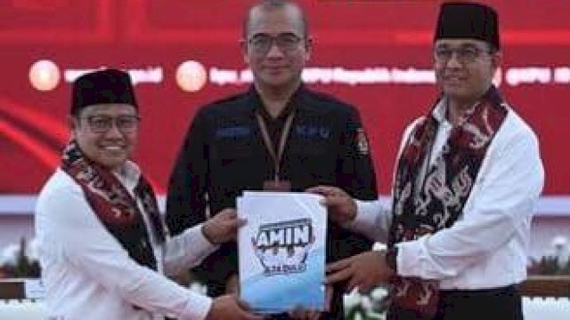 Timnas Pemangan Capres dan Cawapres Nomor Urut Satu Anies Baswedan - Muhaimin Iskandar (AMIN) pertanyakan sikap KPU yang meniadakan debat khusus cawapres. Mereka menduga ada permainan yang disinyalir dilakukan untuk menguntungkan cawapres tertentu.