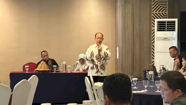 Kementerian Komunikasi dan Informatika (Kemkominfo) tengah menyiapkan Mesin Pengais (crawling) atau Ais untuk cakupan yang lebih besar. Bahkan hingga ke skala lokal atau di Makassar.