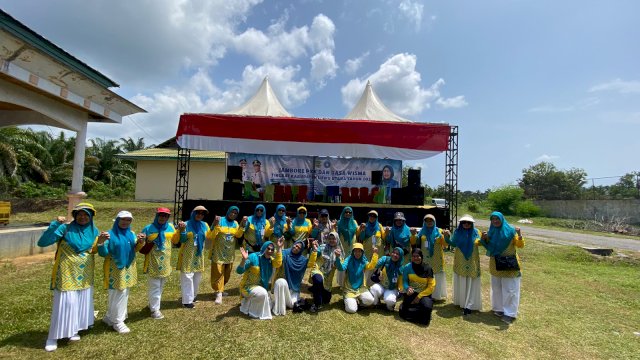 Pelaksanaan Jambore PKK dan Dasa Wisma Tingkat Kabupaten Luwu Utara yang dilaksanakan pada 1 Desember 2023 kemarin berlangsung sukses.