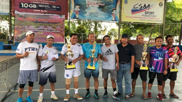 Ikut Turnamen Tennis di Bone, NH Keluar Sebagai Juara Pertama