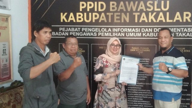 Relawan Muda AMIN Laporkan Sekda Takalar Ke Bawaslu&nbsp;