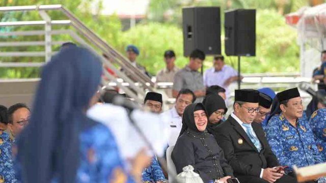 Walikota Makassar Lantik Pejabat Administrasi Kelurahan