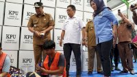 Ketua DPRD Sulsel Tinjau Gudang Logistik Pemilu