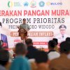 PJ Gubernur Bagi Sembako dari Presiden Jokowi di Bantaeng