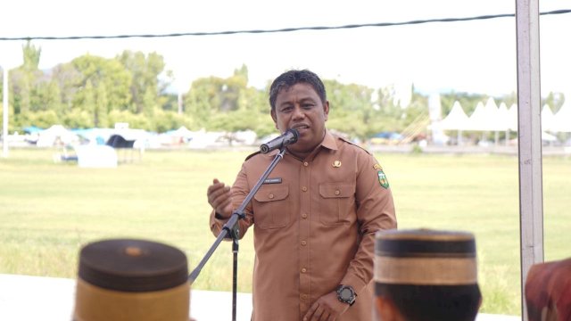 Perayaan Hari Jadi ke-18 tahun Kota Belopa sebagai Ibukota Kabupaten Luwu diselenggarakan dengan sederhana namun penuh hikmat dalam sebuah Rapat Paripurna DPRD Kabupaten Luwu.