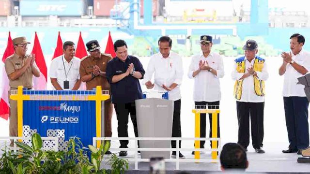 Presiden Joko Widodo mengusulkan agar pelabuhan lama Makassar, Soekarno Hatta, diubah menjadi pusat kota Makassar. Wali Kota Makassar, Moh Ramdhan Pomanto, atau yang akrab disapa Danny Pomanto, menyambut baik usulan tersebut.
