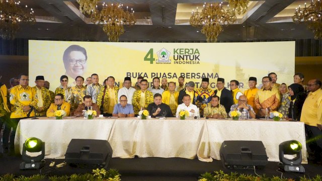 Dewan Pimpinan Pusat (DPP) Partai Golkar menggelar acara buka puasa bersama di Bali, dengan dihadiri oleh pengurus terbatas DPP Partai Golkar dan Dewan Pimpinan Daerah (DPD) I Partai Golkar dari seluruh Indonesia.