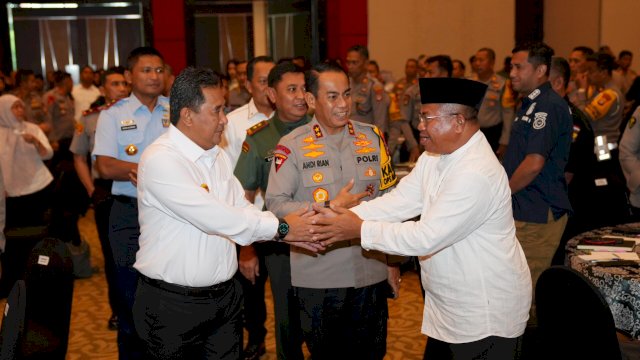 PJ Gubernur Sulsel Pimpin Rakor  Pengamanan Mudik Idul Fitri